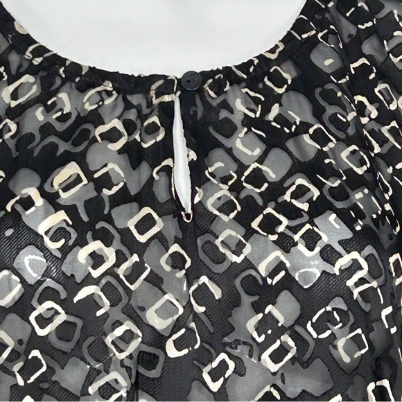 Chico's Size 1 Geometric Print Top Tunic Black & Beige Sheer Long Sleeve Shirt - Picture 1 of 16
